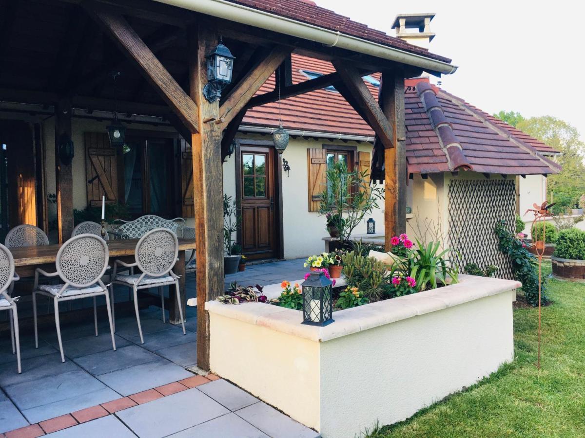 Libellule Bed & Breakfast Coussac-Bonneval ภายนอก รูปภาพ