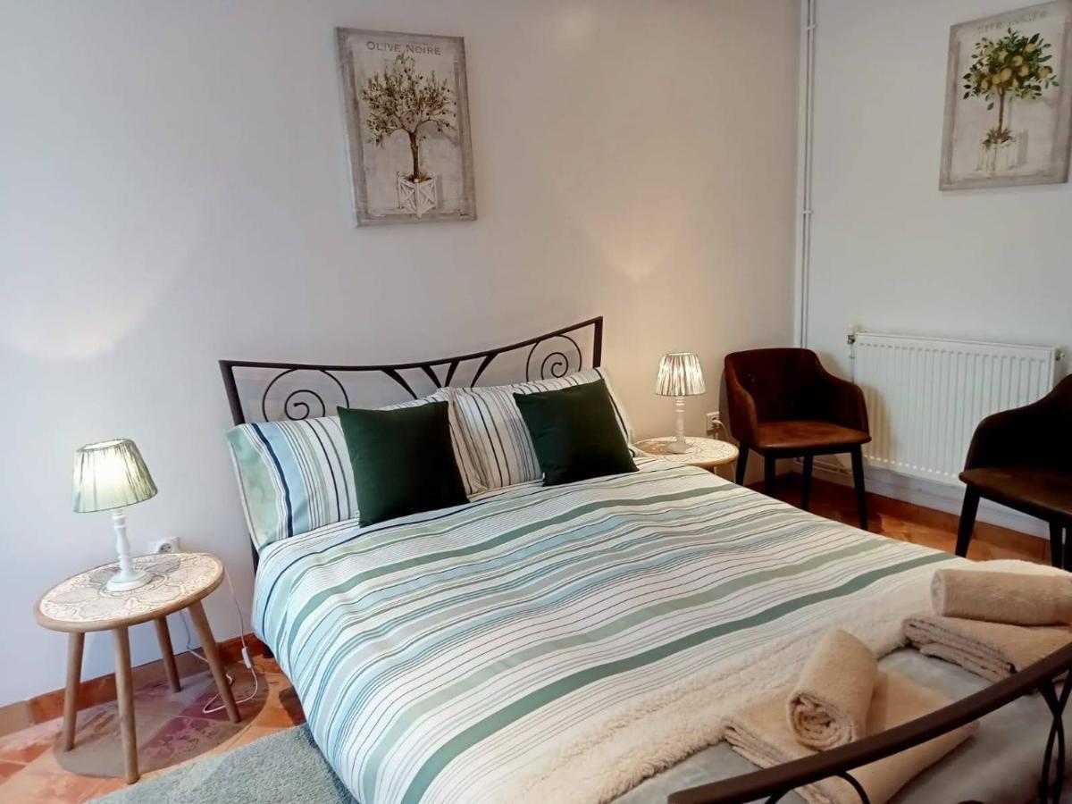 Libellule Bed & Breakfast Coussac-Bonneval ภายนอก รูปภาพ